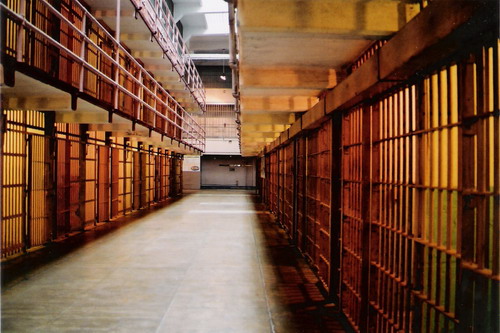 Mniej więźniów w Hull